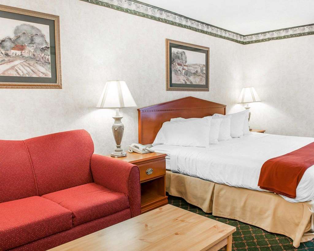 Quality Inn Indianapolis-Brownsburg - Indianapolis West Room photo